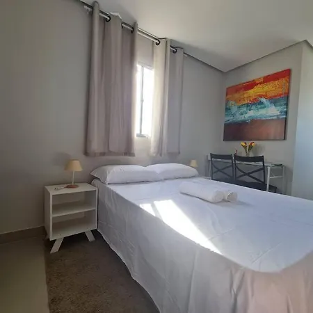 Kitnet 301 Centro Linda Vista Por Sol Com Tv Smart E Ar Apartment Montes Claros Exterior photo