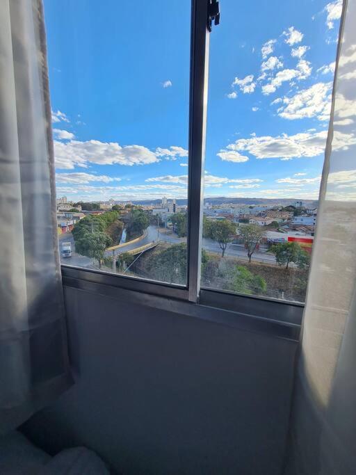 Apartment Kitnet 301 Centro Linda Vista Por Sol Com Tv Smart E Ar Montes Claros